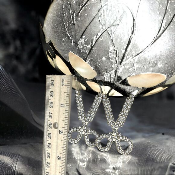 Set l Rhinestone on Golden Barrette, Hair Clips l Scissor Decor l 2 1/4” l New - Picture 4 of 9